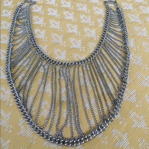 Oversized necklace